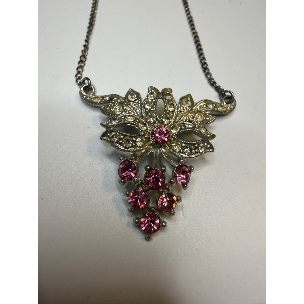 Vintage Pink Clear Rhinestone Floral Pendant‎ Necklace Silver Tone 16 Inch Chain